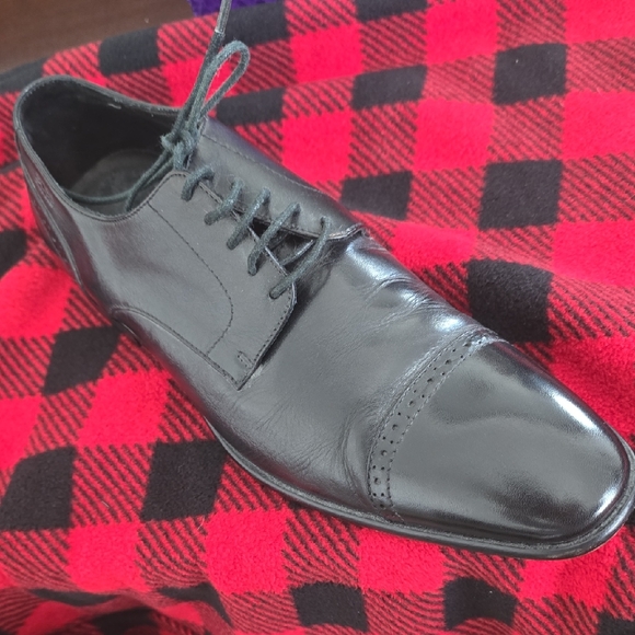 Hugo Boss Other - Hugo Boss Black Leather Oxford Shoes